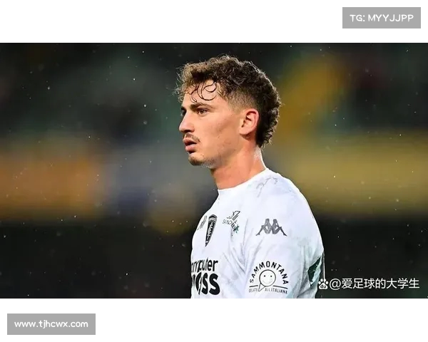 国米前锋塞巴埃斯波西托今日将接受卡利亚里体检签约在即 国米前锋塞巴埃斯波西托今日将接受卡利亚里体检签约在即